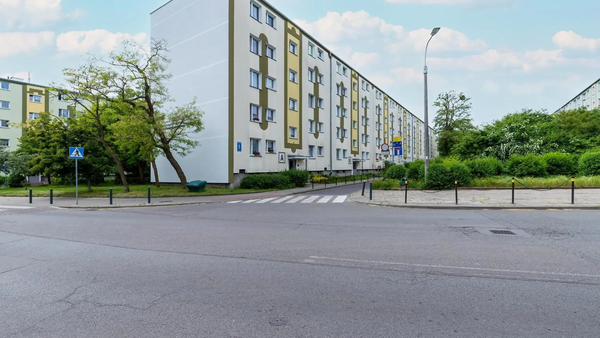 Kaszmirowy Apartament Z 3 Sypialniami Blisko Plazy W Gdansku By Noclegi Renters Polsko