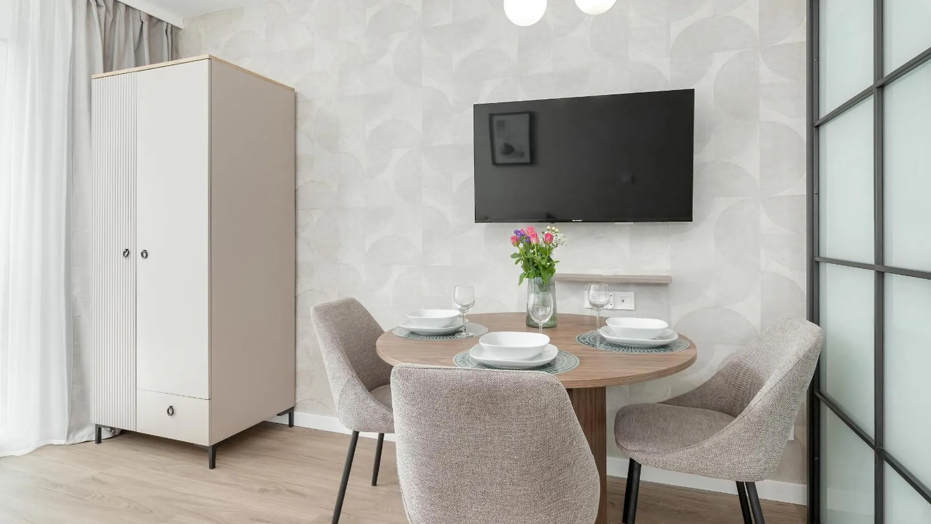 Kaszmirowy Apartament Z 3 Sypialniami Blisko Plazy W Gdansku By Noclegi Renters